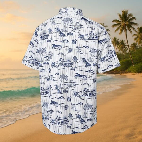 New York Yankees Tropical Pinstripe Shirt - Image 3