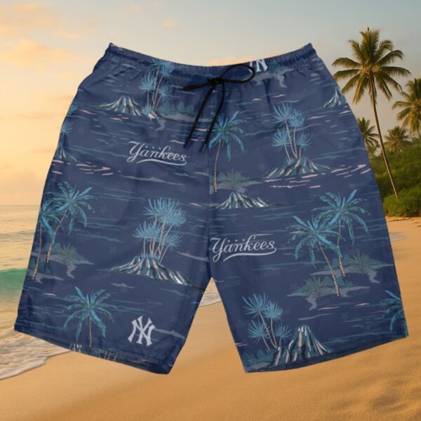 Yankees Navy Palm Print Tropical Hawaiian Shirt - Image 5