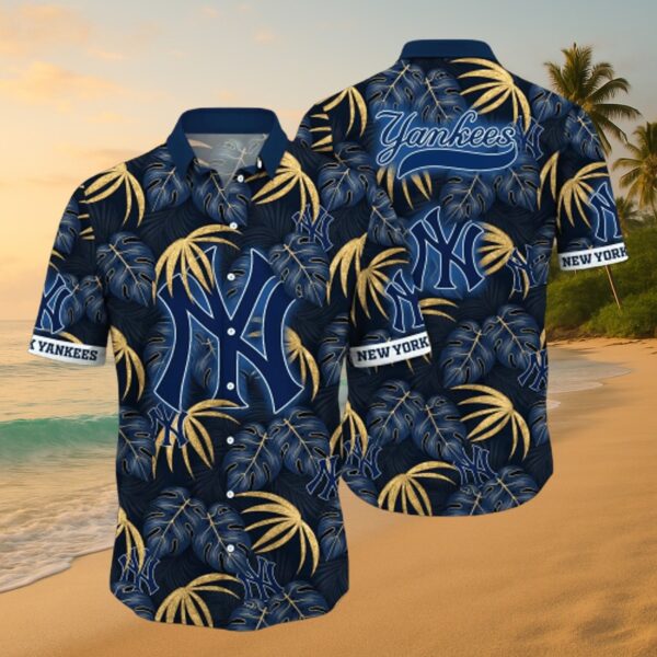 Yankees Tropical Palm Aloha Shirt - MLB Fan